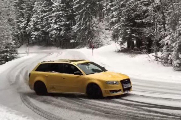 Audi RS 4 Avant κάνει «πατινάζ» σε χιονισμένο δρόμο (video)