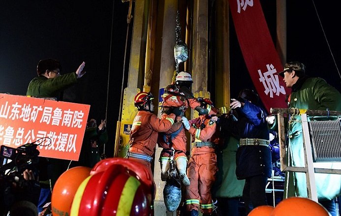 Κίνα: Τέσσερις εργάτες σώθηκαν μετά από 36 ημέρες στις στοές ορυχείου – Αγνοούνται ακόμη 13 άτομα