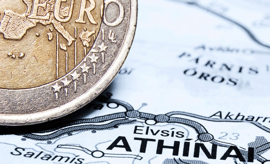 Forbes: «Εννοείται πως δεν τελείωσε η ελληνική κρίση»
