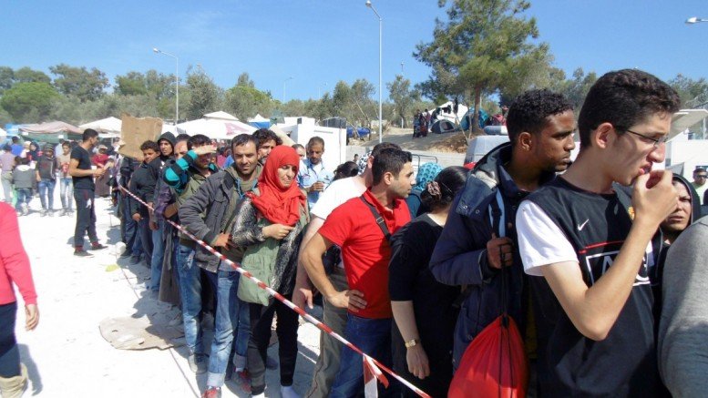ΠΑΣΟΚ: Η «επιτυχία» της κυβέρνησης στο προσφυγικό οδήγησε πολλά κράτη μέλη της ΕΕ να σκέφτονται την αναθεώρηση της Σένγκεν