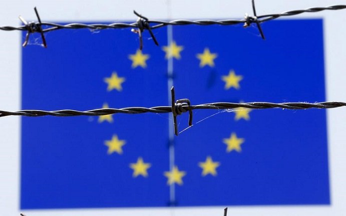 Ανοιχτό το ενδεχόμενο διετούς παράτασης των συνοριακών ελέγχων εντός ΕΕ – Πιθανή η αναστολή –στην πράξη– της Σένγκεν