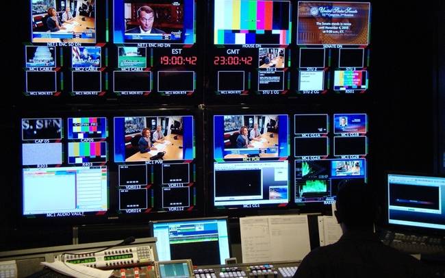 Τέσσερις τηλεοπτικές άδειες στην Ελλάδα σύμφωνα με μελέτη του Ευρωπαϊκού Πανεπιστημιακού Ινστιτούτου της Φλωρεντίας