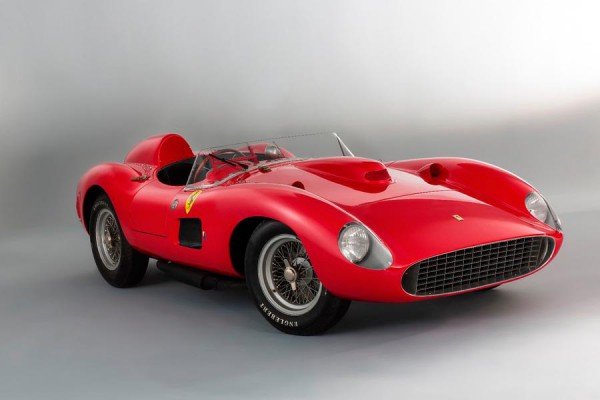 Ferrari του 1957 έσπασε κάθε ρεκόρ τιμής σε δημοπρασία!