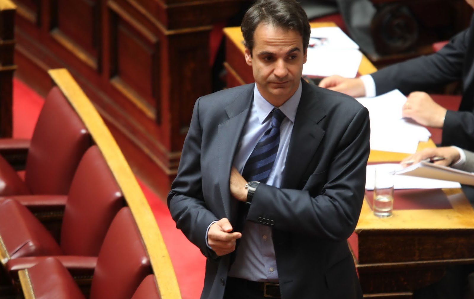 Μητσοτάκης: «Ο κ. Τσίπρας να αποσύρει αμέσως το σχέδιό του για το ασφαλιστικό»