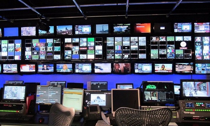 Ανησυχία ΕΣΗΕΑ για τις τηλεοπτικές άδειες – Συνεδριάζει εκτάκτως αύριο το ΔΣ
