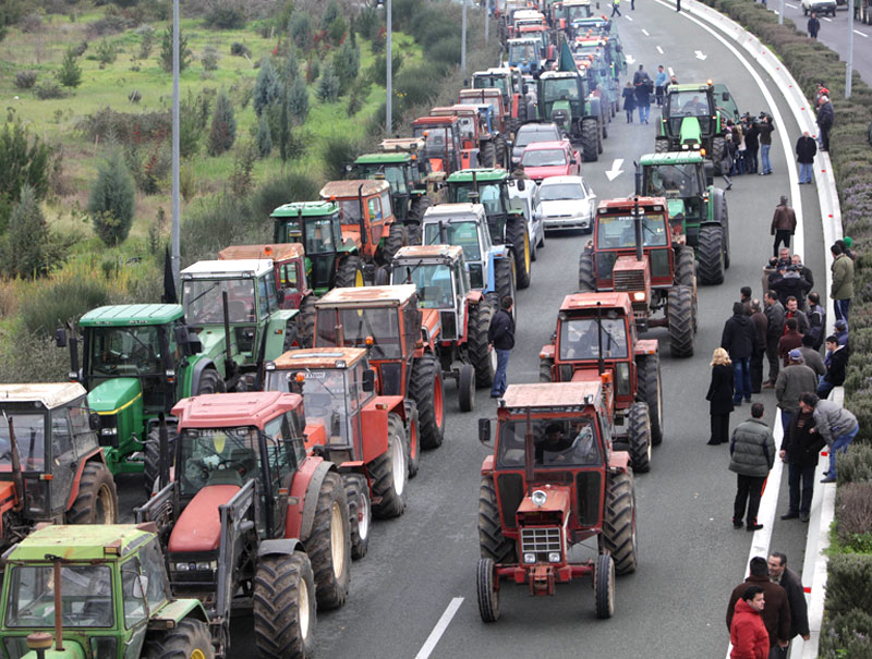 Συνεχίζονται οι κινητοποιήσεις των αγροτών σε Δ. Μακεδονία και Αμύνταιο