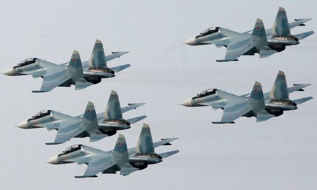 Ένα ακόμη σμήνος ρωσικών αεροσκαφών απογειώθηκε εγκαταλείποντας τη Συρία