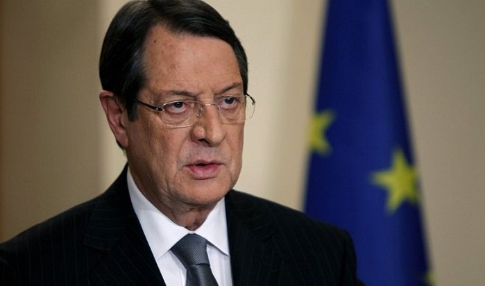 FT: Ο Κύπριος ηγέτης απειλεί τη συμφωνία ΕΕ – Τουρκίας για τους πρόσφυγες