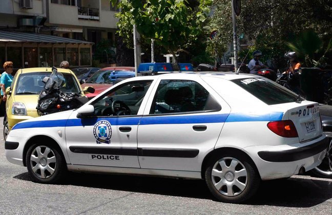 Λαμία: Τι ζήτησε ανήλικος Ρομά από αστυνομικό πριν τον βάλει στο περιπολικό ;
