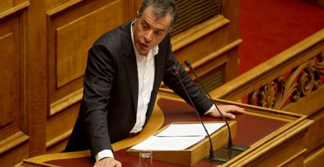 Στ. Θεοδωράκης: Ντροπή να βάζουμε σε μια ζυγαριά ανθρώπινες ζωές και υποχρεώσεις της χώρας