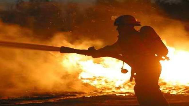 Κάηκε ζωντανός άνδρας σε φωτιά στο κέντρο της Θεσσαλονίκης