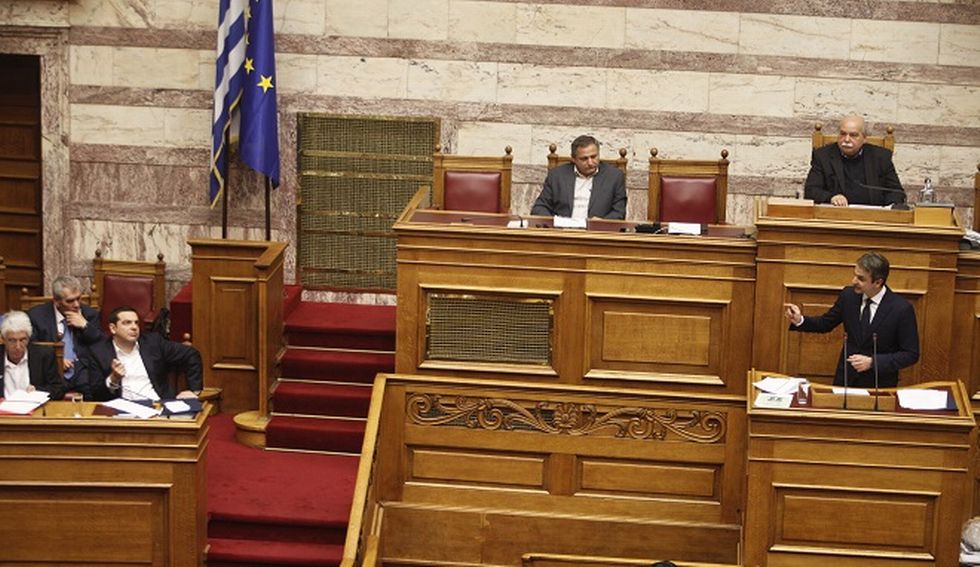 Έντονο επεισόδιο στη Βουλή μεταξύ Τσίπρα- Μητσοτάκη - ΒΙΝΤΕΟ