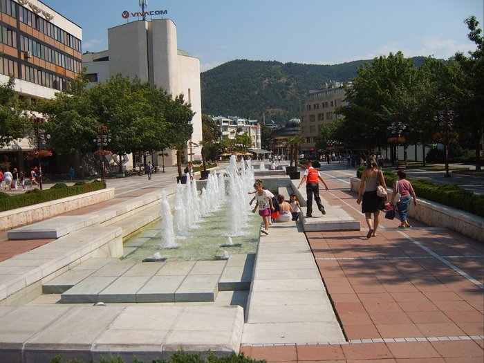 H πόλη στη Βουλγαρίας όπου ιδρύονται 10 ελληνικές επιχειρήσεις την ημέρα