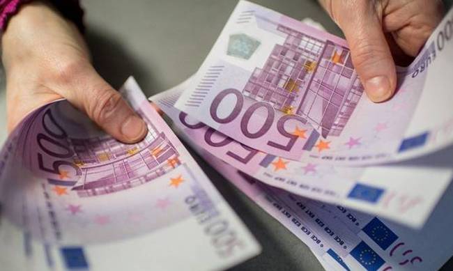 Η ΕΚΤ εξετάζει κατάργηση του χαρτονομίσματος των 500 ευρώ