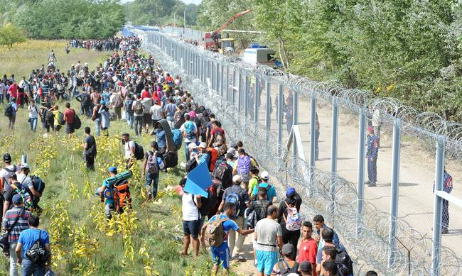 Γαλλικό πρακτορείο: Πρόσφυγες πέρασαν από την Ειδομένη στα Σκόπια