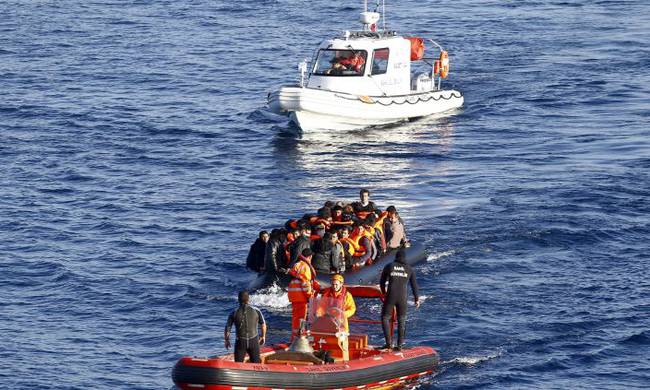 Ιταλία: 4.000 πρόσφυγες διασώθηκαν σε διάστημα δύο ημερών στα ανοικτά της Σικελίας