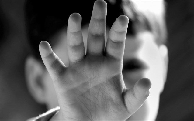 Σοκ στην Εύβοια: 13χρονος Ρουμάνος ασέλγησε σε 5χρονο αγόρι