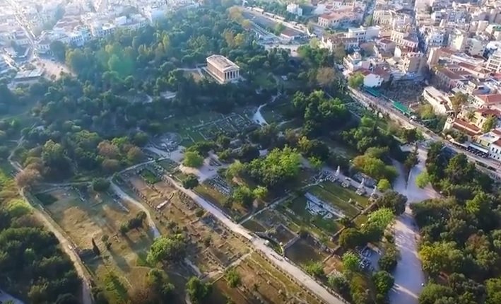 Ξενάγηση στην Αρχαία Αγορά της Αθήνας με τα «μάτια» ενός drone (βίντεο)
