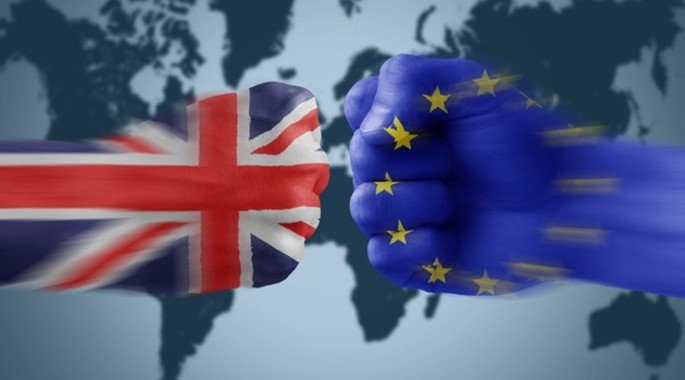 Σκηνικό πόλωσης στη Βρετανία ενόψει του επικείμενου δημοψηφίσματος