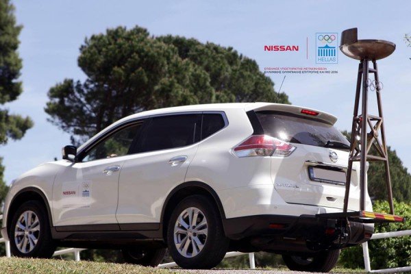 Nissan X-Trail για τη μεταφορά της Ολυμπιακής Φλόγας