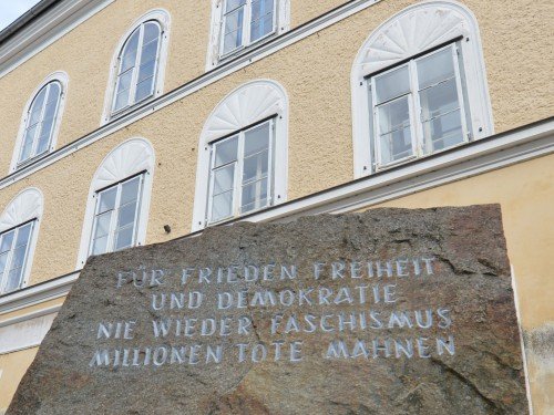 Αυστρία: Σε κατάσχεση της κατοικίας του Χίτλερ θα προχωρήσει η Αυστρία