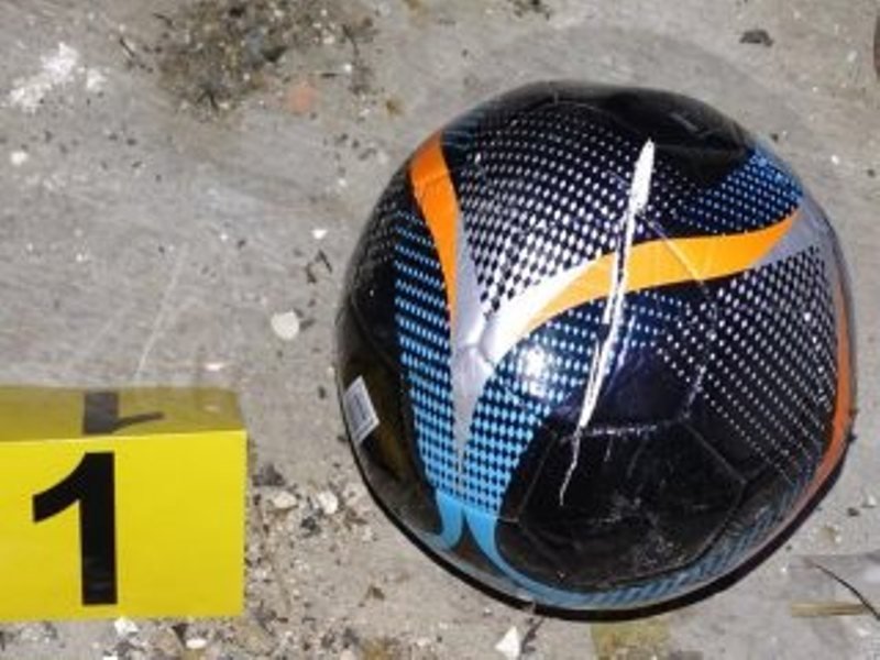Ζεφύρι: Έκρυβαν ηρωίνη μέσα σε μπάλες ποδοσφαίρου (Photos)