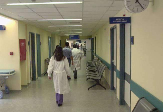 Τραγικό και επικίνδυνο: Εκαναν τις νοσοκόμες χωρίς να έχουν ιδέα από το νοσηλευτική!