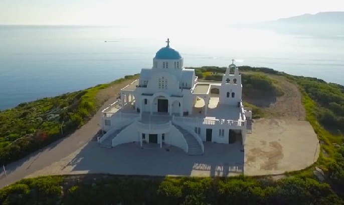 Ο Ιερός Ναός του Προφήτη Ηλία στο Λαύριο σε ένα εντυπωσιακό εναέριο βίντεο
