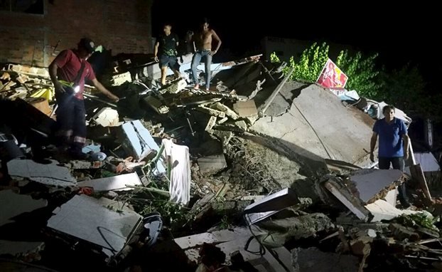 Ισημερινός: Φονικός σεισμός 7,8 ρίχτερ με τουλάχιστον 77 νεκρούς