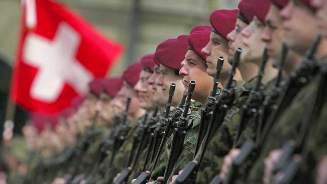 Σε ετοιμότητα ο ελβετικός στρατός να αποτρέψει πιθανό προσφυγικό κύμα