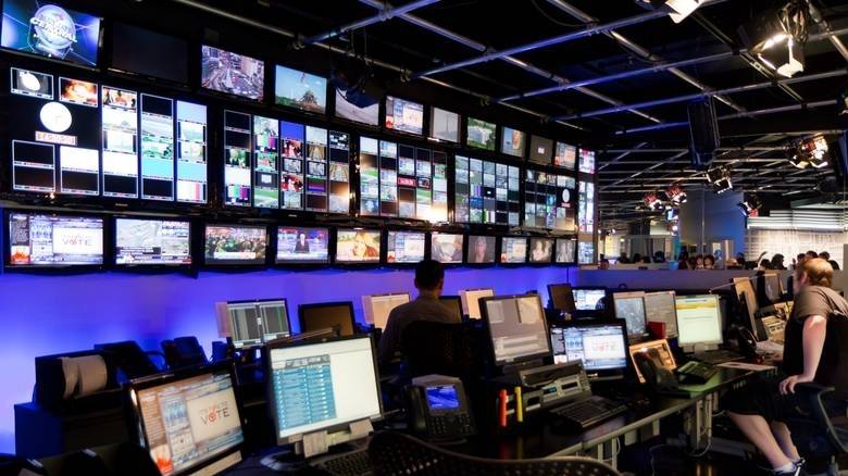 Βαριές προετοιμασίες για τα νέα τηλεοπτικά προγράμματα εν μέσω κορωνοϊού