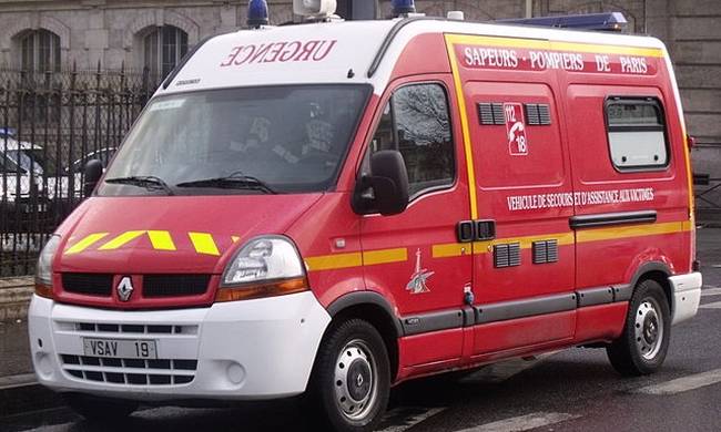 Σοβαρά τραυματισμένα παιδιά από κεραυνό στο Παρίσι