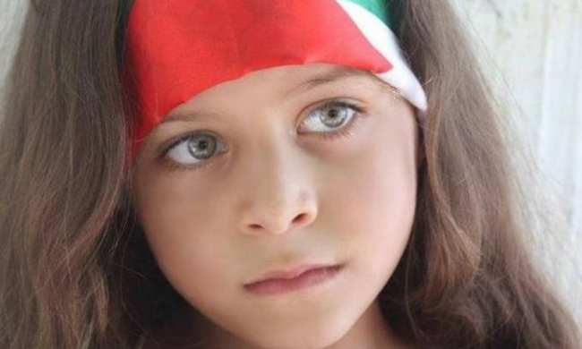 Janna Jihad: Αυτή είναι η 10χρονη μάχιμη ρεπόρτερ από τη Δυτική όχθη της Παλαιστίνης