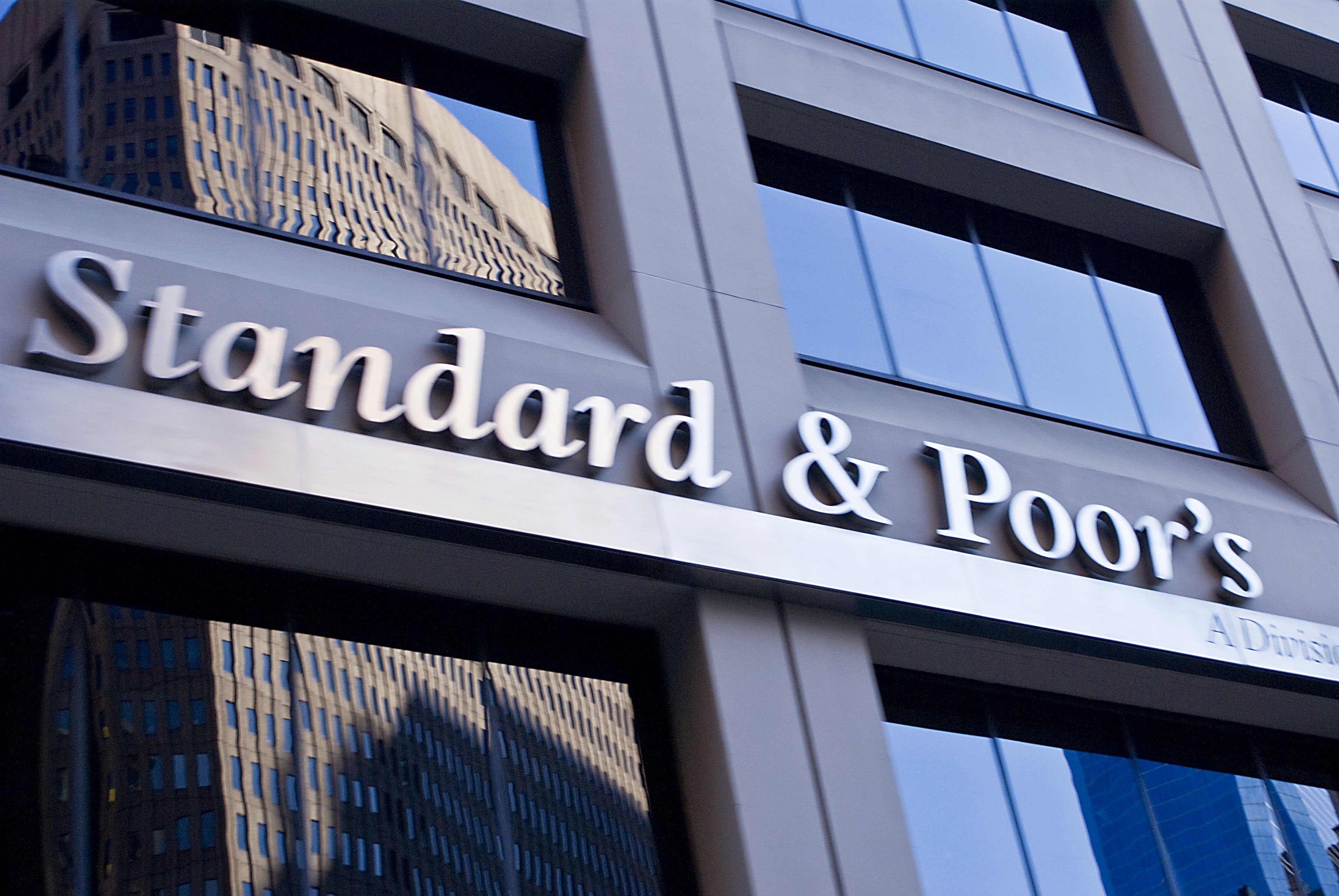 Standard & Poor's: Στο CCC- η πιστοληπτική ικανότητα της ΔΕΗ