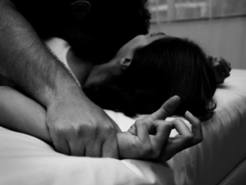 Πάτρα: Γυναίκα κατήγγειλε τον σύζυγό της για βιασμό - Συνελήφθη ο άνδρας της