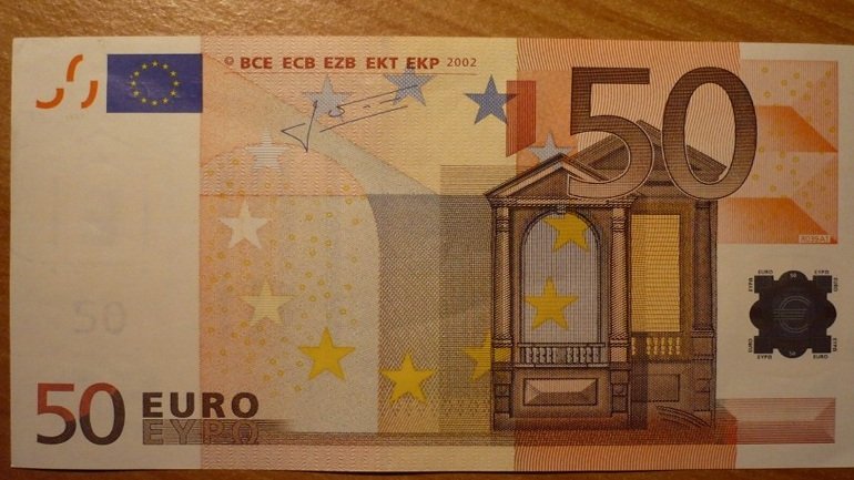 Στις 5 Ιουνίου η παρουσίαση του νέου χαρτονομίσματος των 50 ευρώ