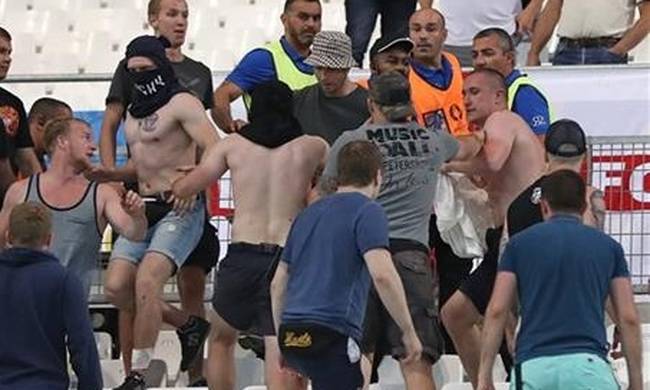 Euro 2016: Ρώσοι οπαδοί τραυμάτισαν σοβαρά Ισπανούς τουρίστες στην Κολονία