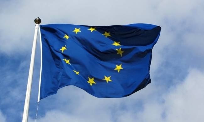 Ένα αστέρι λιγότερο στη σημαία του Ευρωκοινοβουλίου (pic)