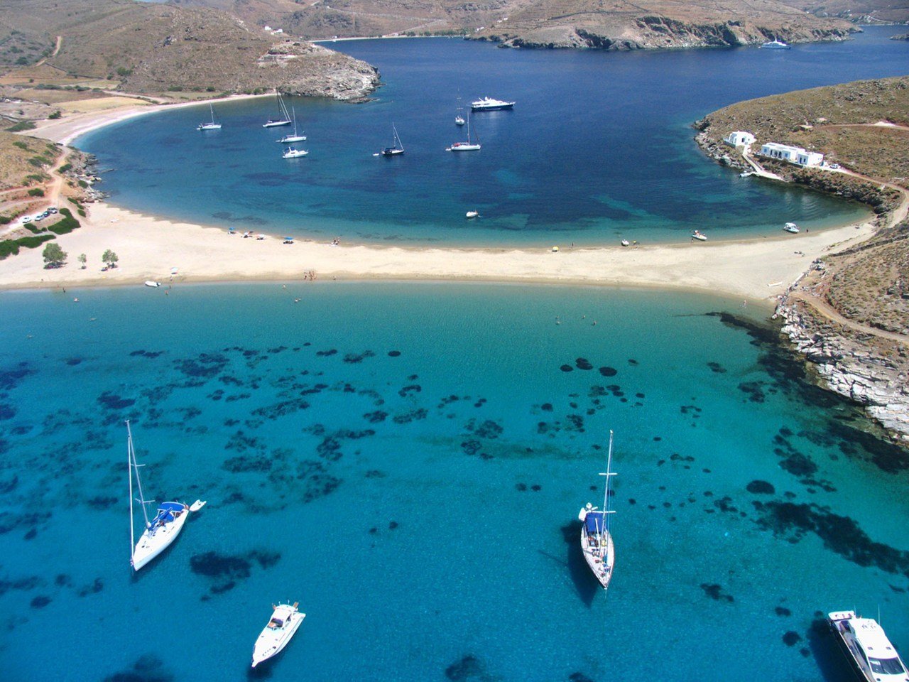 Από τα 20 νησιά με τα καλύτερα ξενοδοχεία, τα 15 είναι ελληνικά σύμφωνα με τους Βρετανούς