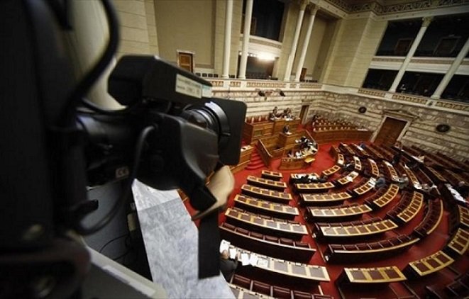 Βουλευτής του ΣΥΡΙΖΑ ξέχασε τη μισή του ομιλία... σπίτι