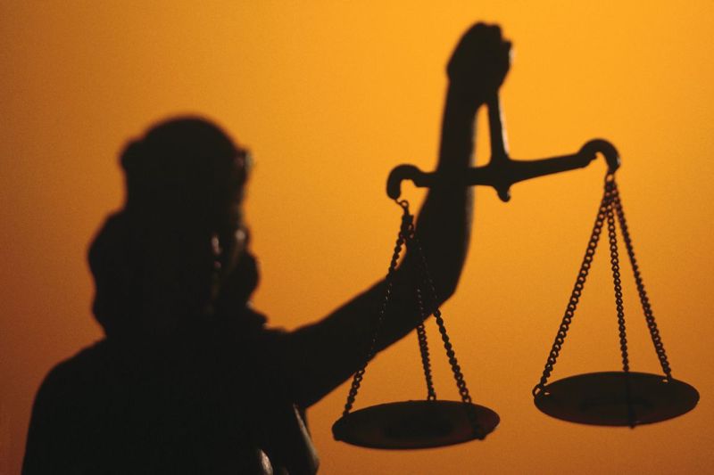 Ένωση Δικαστών και Εισαγγελέων: Εκφράζει τις ανησυχίες της για την εφαρμογή δύο διαδικασιών λόγω κορωνοϊού