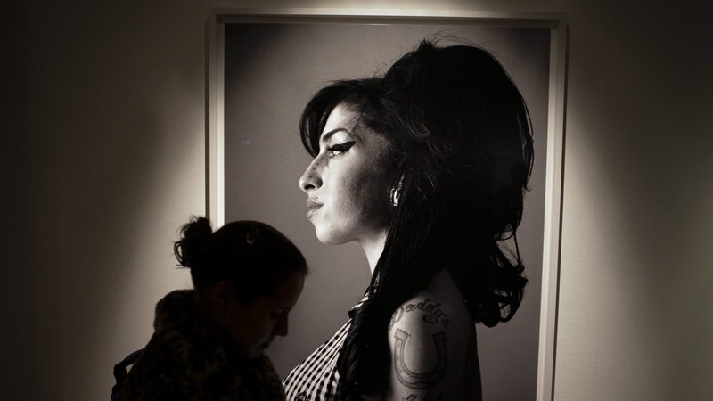Τα δέκα ακυκλοφόρητα "διαμάντια" από την Amy Winehouse