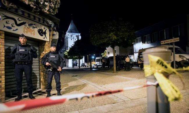 Επίθεση Γαλλία: Σοκάρει η μαρτυρία μοναχής - «Εσείς οι χριστιανοί μας σκοτώνετε» φώναζαν οι δράστες