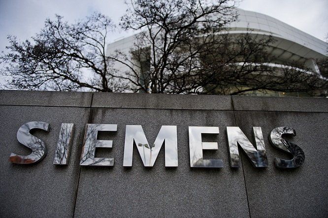 Η αίτηση που έβαλε «φωτιά» στην υπόθεση Siemens