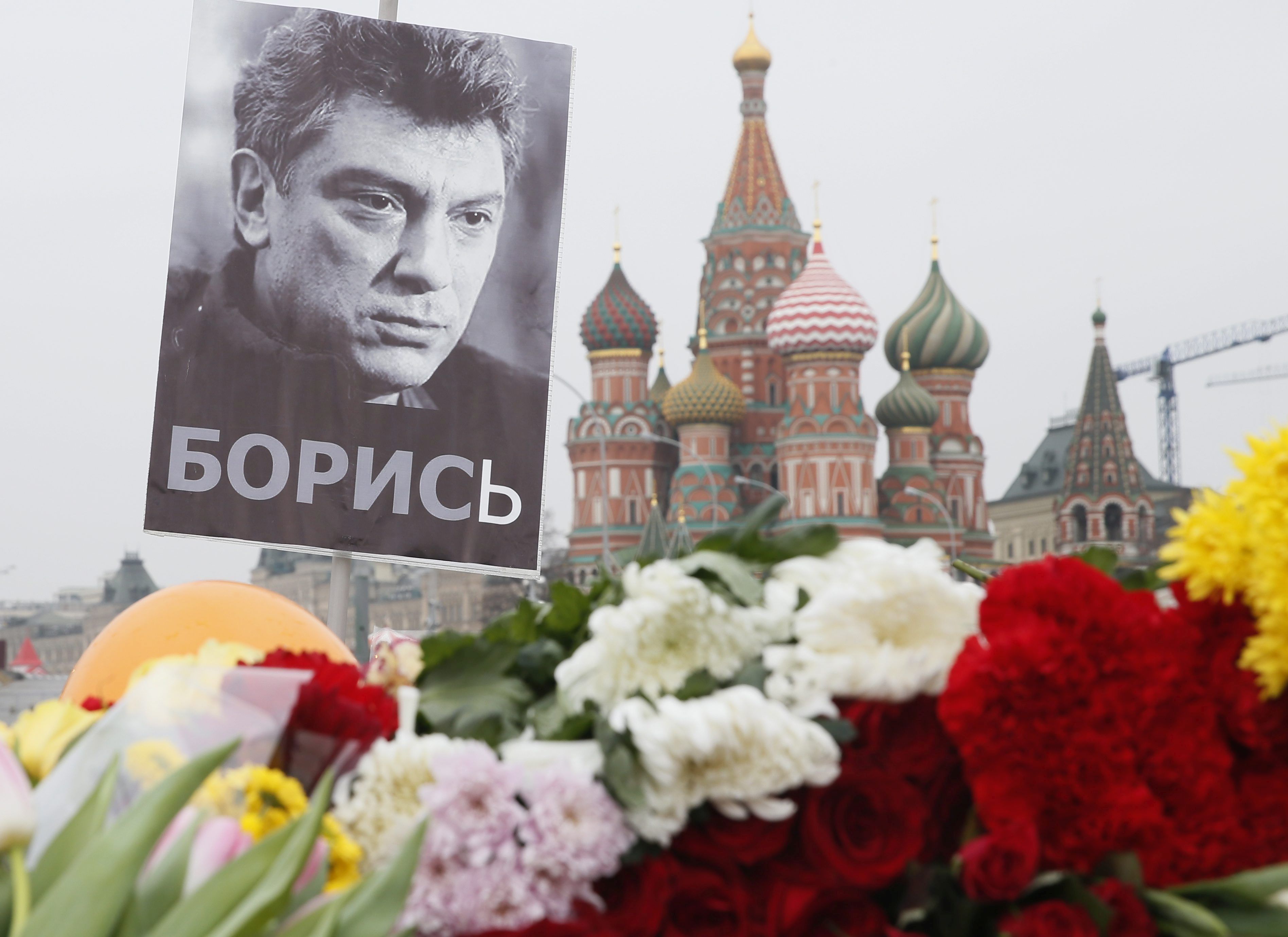 Ρωσία: Ξεκίνησε η δίκη των πέντε που κατηγορούνται για τη δολοφονία του Νεμτσόφ