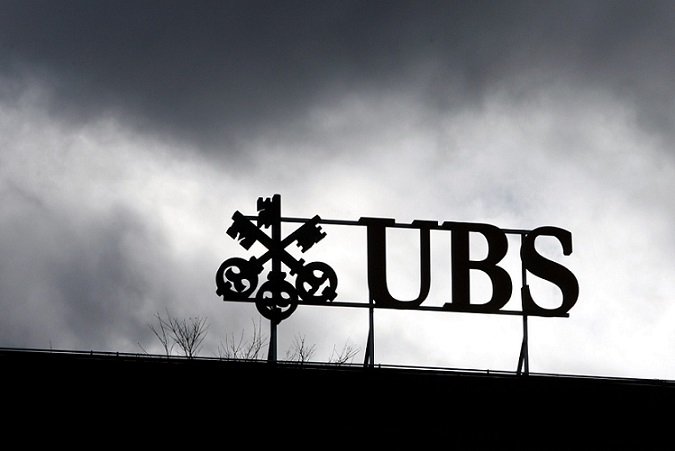 Πληροφορίες – φωτιά από «βαθύ λαρύγγι» στις ΗΠΑ, για το πάρτι φοροδιαφυγής της UBS
