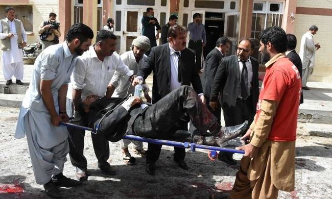 Ισλαμικό Κράτος και Ταλιμπάν πίσω από την πολύνεκρη επίθεση στο Πακιστάν