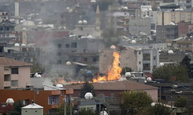 Έκρηξη σε αστυνομικό τμήμα στην Τουρκία