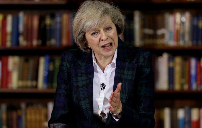 Πρωθυπουργός Μ. Βρετανίας: Δε θα υπάρξει δεύτερο δημοψήφισμα για παραμονή στην ΕΕ