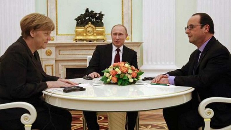 Συνάντηση Πούτιν με Μέρκελ & Ολάντ για το ζήτημα της Ουκρανίας στο περιθώριο της G20